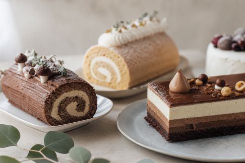 Gâteaux roulés et entremets festifs : astuces pour des desserts spectaculaires