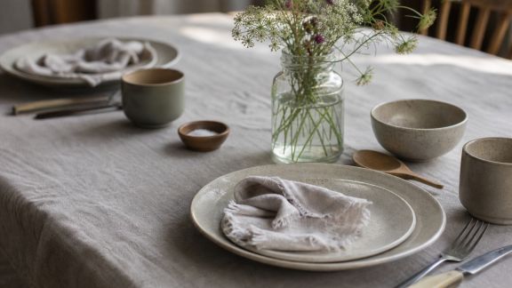 Comment intégrer des objets du quotidien pour une décoration de table originale