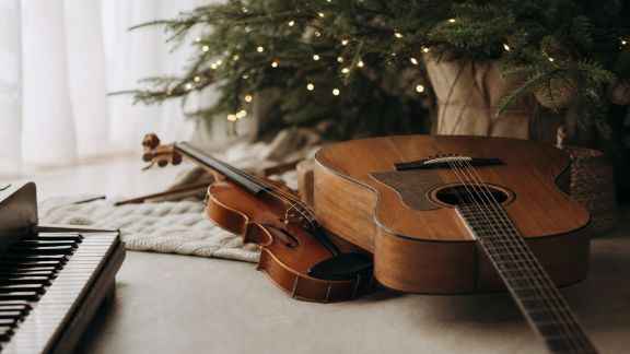Idées de playlists instrumentales pour une ambiance feutrée sous le sapin