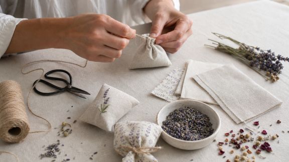 Confectionner des sachets senteur à offrir ou à placer dans la maison